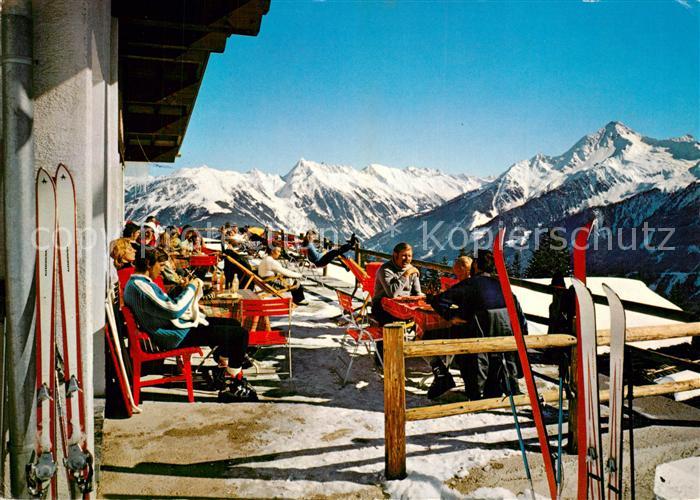 Finkenberg Tirol 's Almstueberl Finkenberger Almbahn Sonnenterrasse gegen Brandb