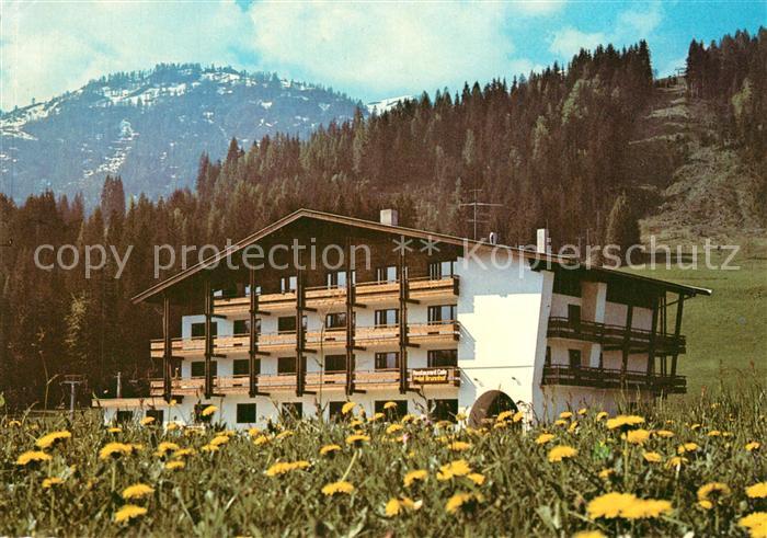 Fieberbrunn Tirol Hotel Restaurant Cafe Brunnhof Blumenwiese Alpen