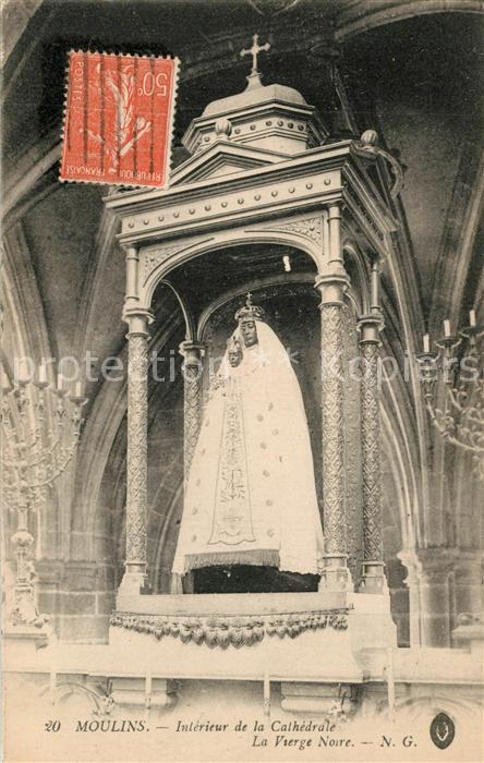 Moulins Allier Interieur de la Cathedrale La Vierge Noire