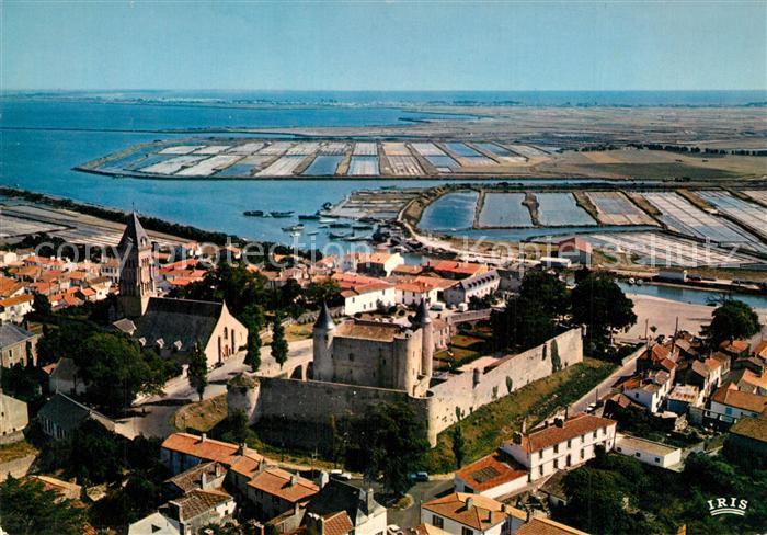 Noirmoutier-en-l Ile Fliegeraufnahme chateau eglise et les m