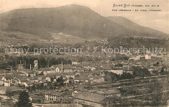 Saint-Die-des-Vosges Vue Generale au fond l'Ormont