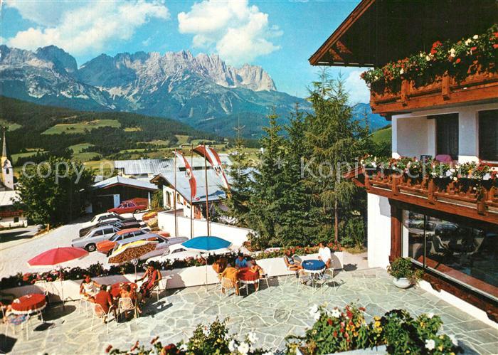Ellmau Tirol Hotel Baer Terrasse Blick zum Wilden Kaiser Kaisergebirge