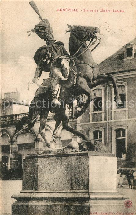 Luneville Statue du General Lasalle