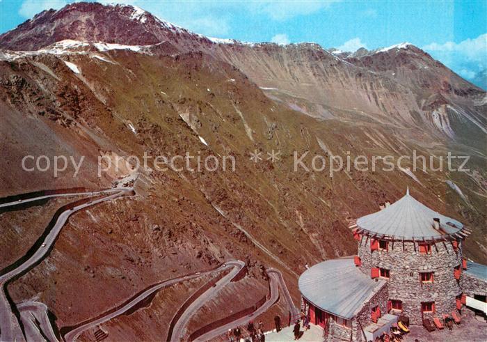 Stilfserjoch Passo dello Stelvio Rifugio Tibet Huette Passo Stelvio