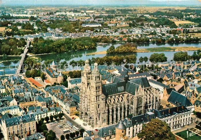 Tours Indre-et-Loire Chatédrale Saint Gatien la Loire vue aérienne