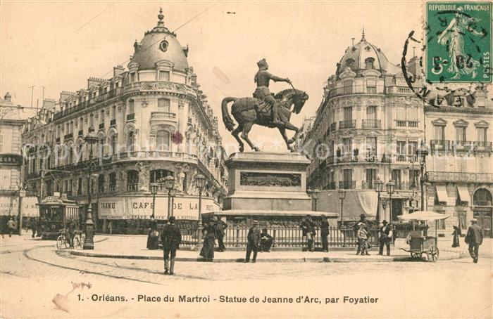 Orleans Loiret Place du Martroi Statue de Jeanne d Arc