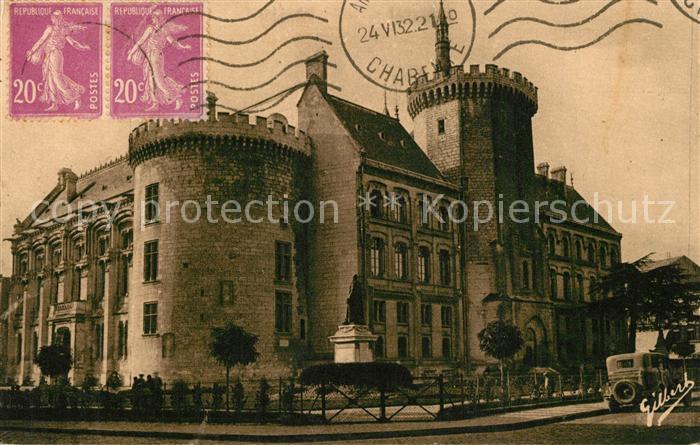 Angouleme Hotel de Ville Nouveau Square