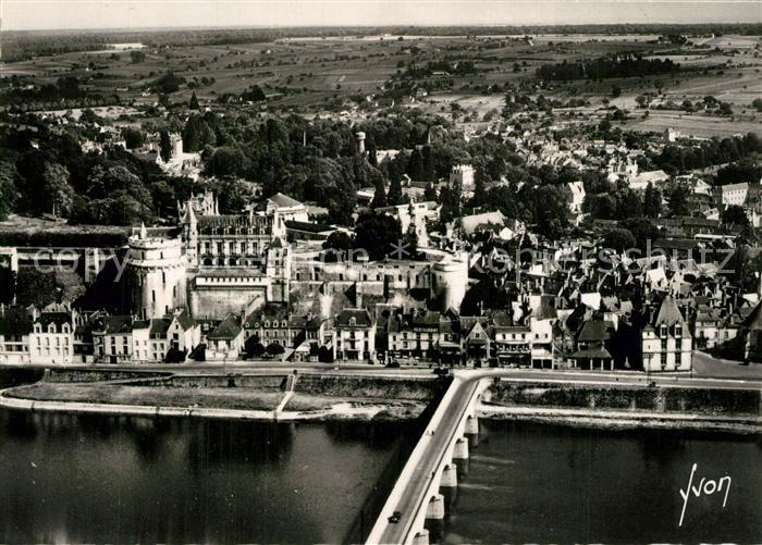 Amboise En avion au dessus des Chateaux de la Loire