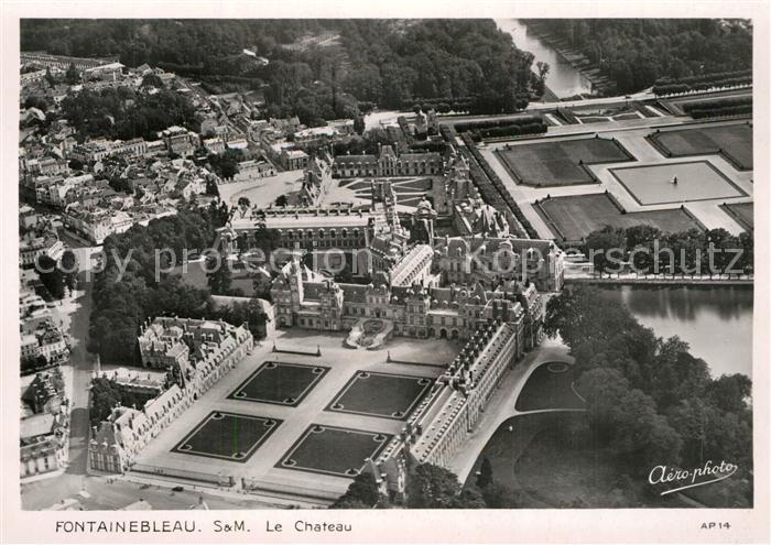 Fontainebleau Seine et Marne Chateau vue aérienne