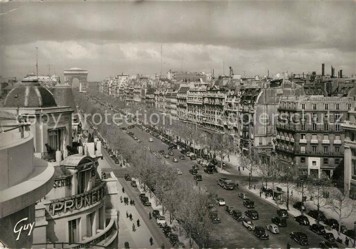 Paris et ses merveilles Avenue des Champs Elysées