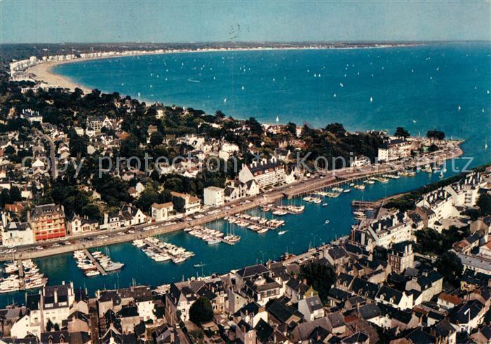 La Baule-Escoublac Le Pouliguen Port de plaisance et la grande plage vue aérienn