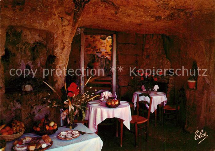 Meschers-sur-Gironde Interieur des Grottes des Fontaines vue