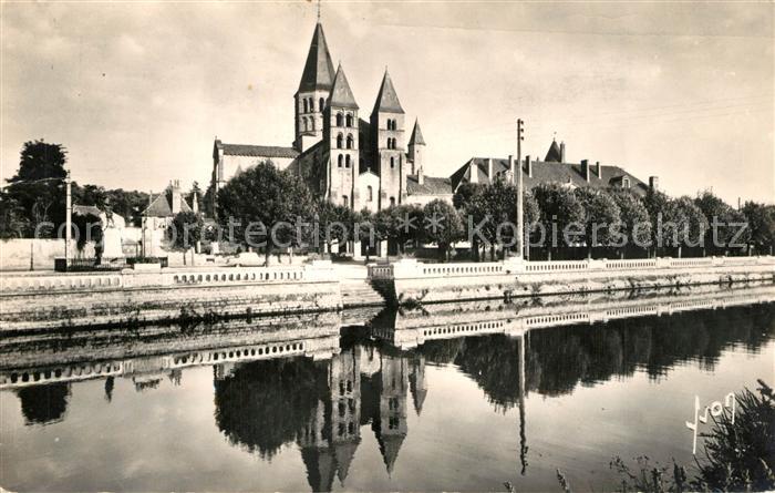 Paray-le-Monial La Basilique