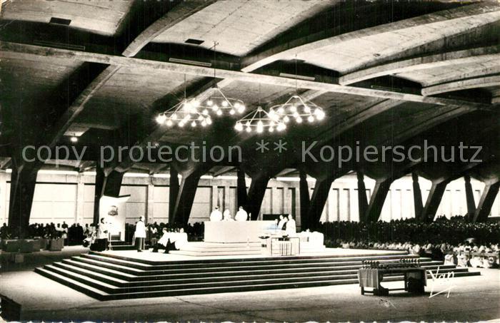 Lourdes Hautes Pyrenees Basilique Souterraine Saint Pie