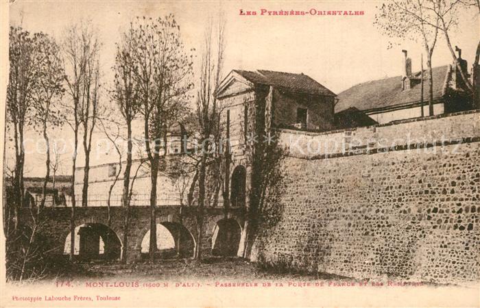 Mont-Louis Montagne Passerelle de la Porte de France et les