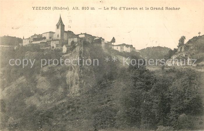 Yzeron Pic d Yzeron et le Grand Rocher