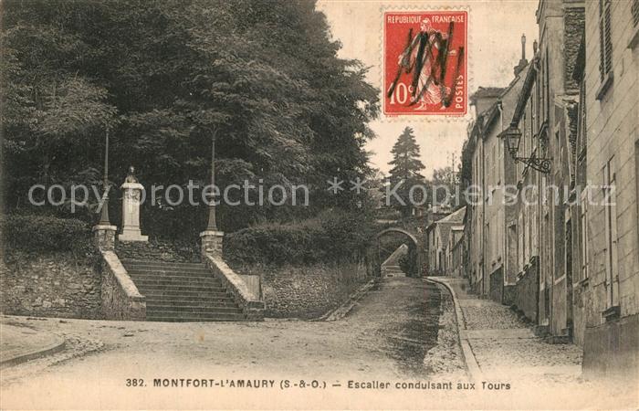 Montfort-l Amaury Escaller conduisant aux Tours