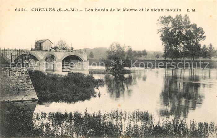 Chelles Seine-et-Marne Les bords de la Marne et le vieux moulin
