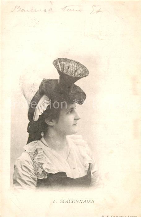 Macon 71 Maconnaise Frau in Tracht