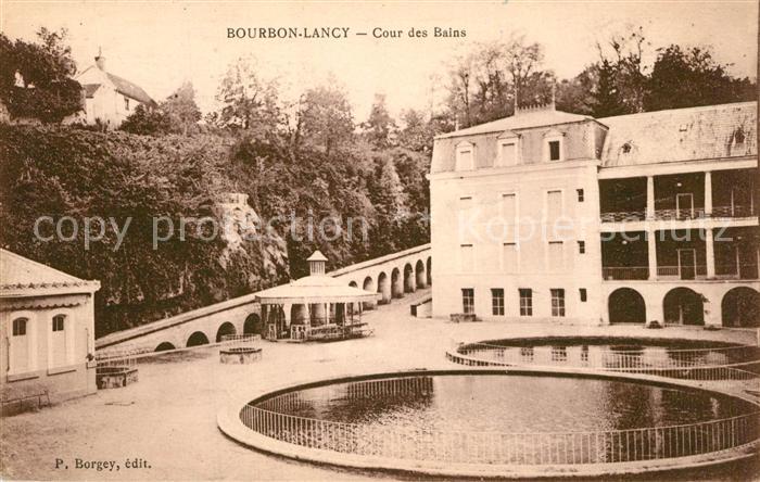 Bourbon-Lancy Cour de Bains