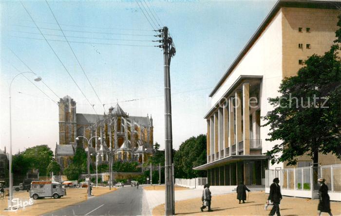 Le Mans Sarthe Theatre et Cathedrale St. Julien