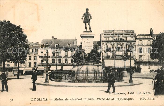 Le Mans Sarthe Statue du General Chanzy Place de la Republique