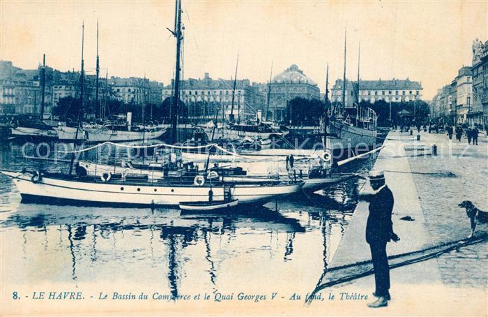 Le Havre Bassin du Commerce et le Quai Georges V Theatre
