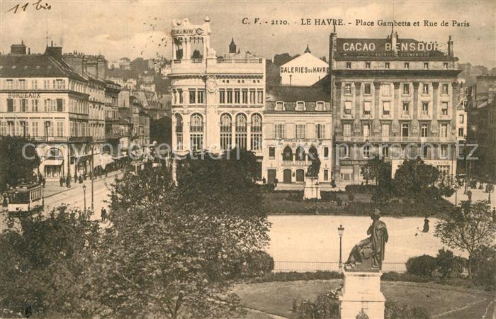 Le Havre Place Gambetta et Rue de Paris