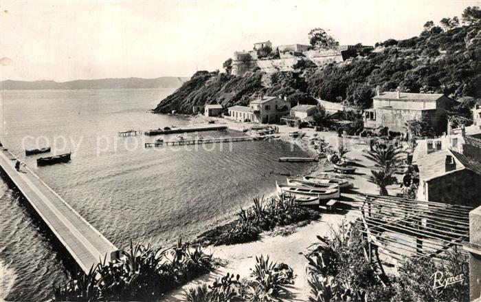Ile de Port-Cros Panorama Port au fond Ile de Bagaud