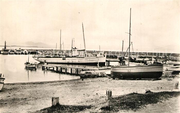 Porquerolles Le Port et la Jetée