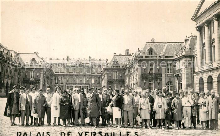 Versailles Yvelines Gruppenbild vor dem Schloss
