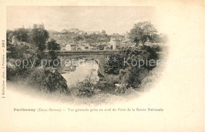 Parthenay Vue prise en aval du Pont de la Route Nationale