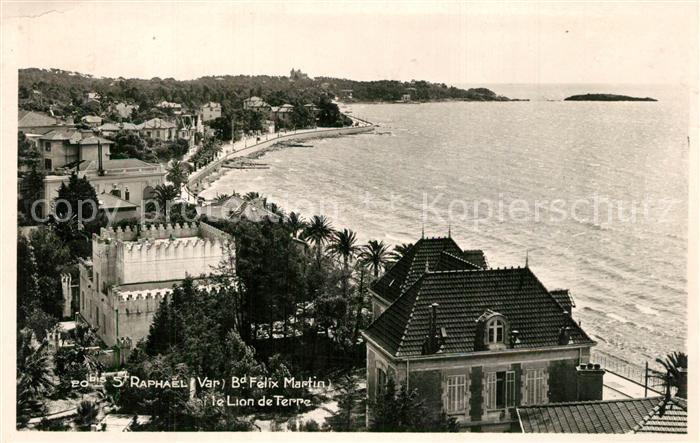 Saint-Raphael Var Boulevard Felix Martin et le Lion de Terre Cote d Azur