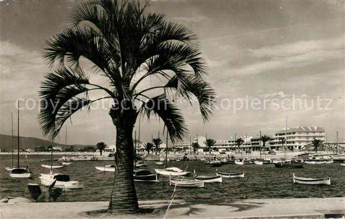 Saint-Raphael Var Le port Cote d Azur