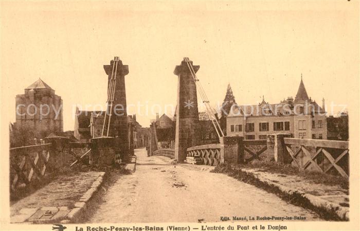 La Roche-Posay Entree du Pont et le Donjon