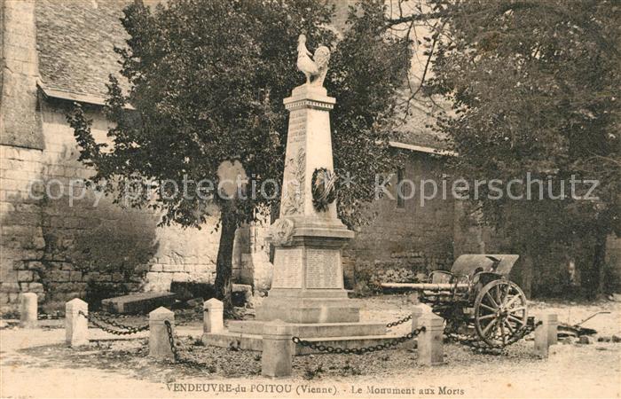 Vendeuvre-du-Poitou Le Monument aux Morts