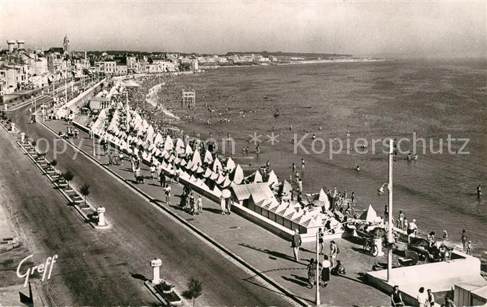 Les Sables-d Olonne Le Remblai et la Plage