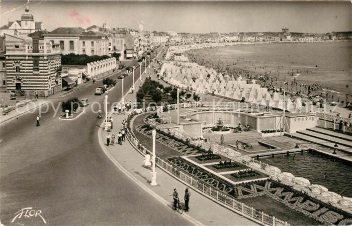 Les Sables-d Olonne Le Remblai la Piscine et la Plage