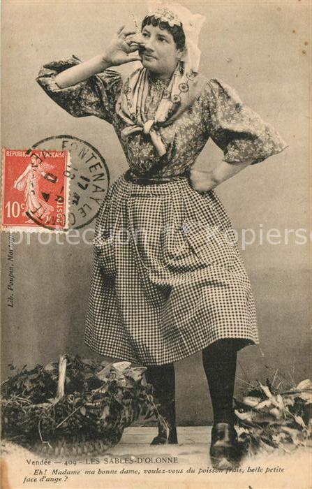 Les Sables-d Olonne Madame ma bonne dame voulez vous du poi