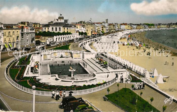 Les Sables-d Olonne La Piscine et la Plage
