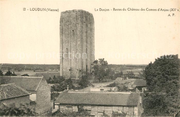 Loudun Le Donjon Restes du Chateau des Comtes