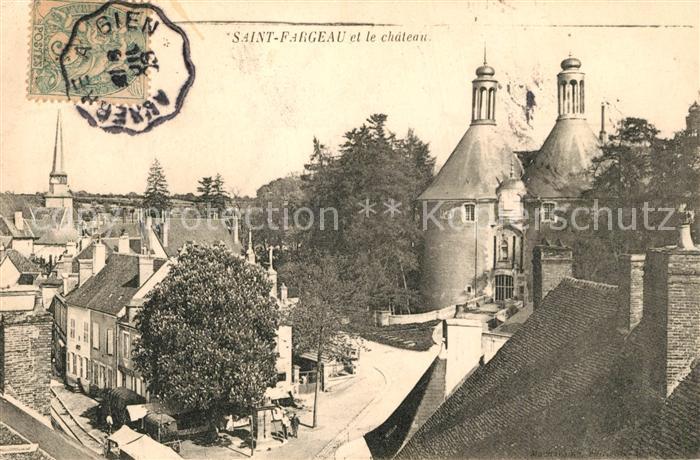 Saint-Fargeau Yonne et le chateau
