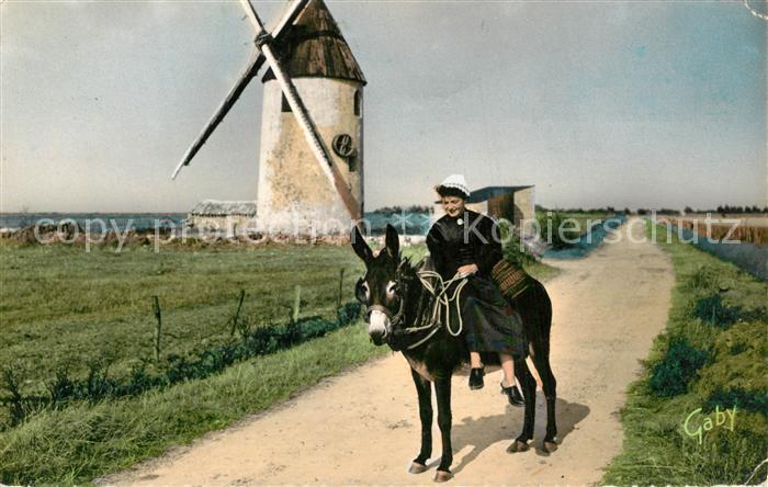 Ile de Noirmoutier Jeune Fille de Noirmoutier
