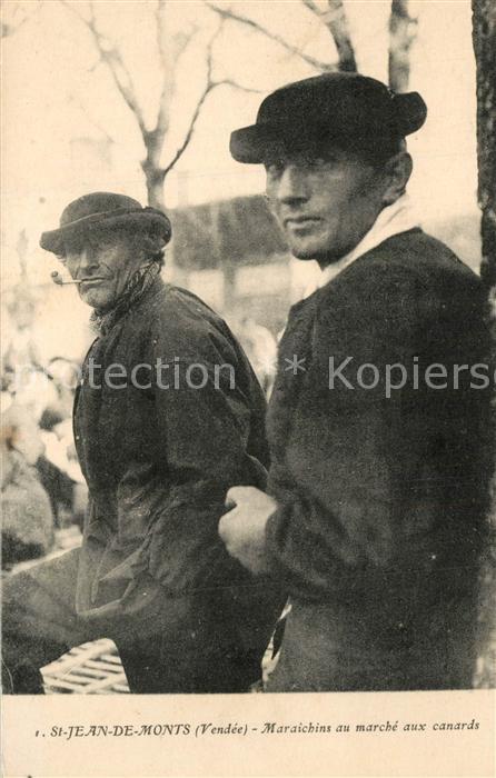 Saint Jean de Monts Maraichins au marche aux canards