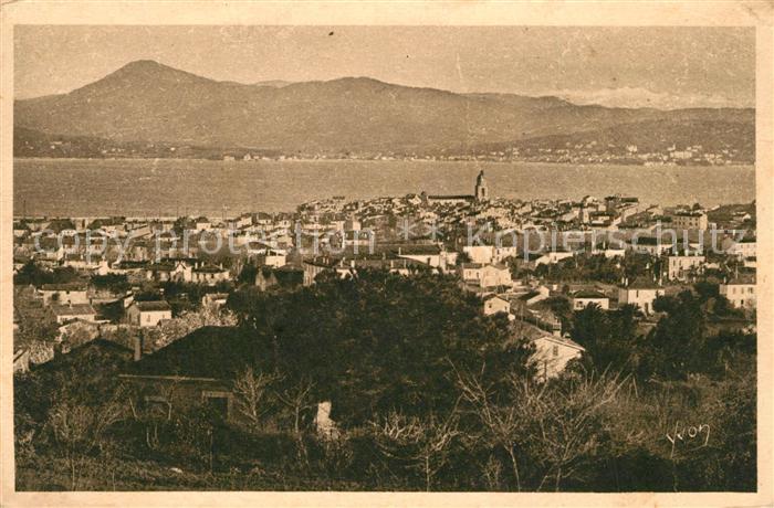 Saint Tropez Var Vue generale et Massif de l'Esterel