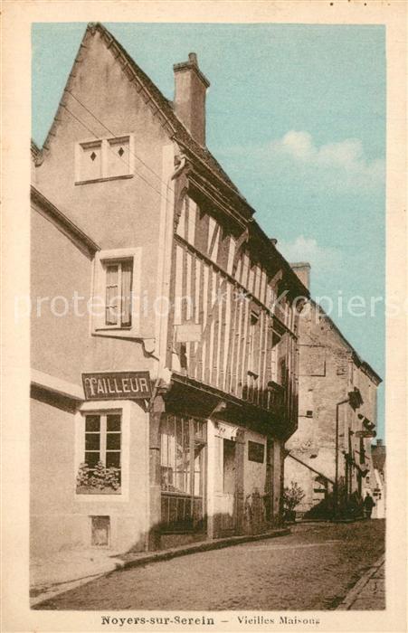 Noyers-sur-Serein Vieilles Maisons