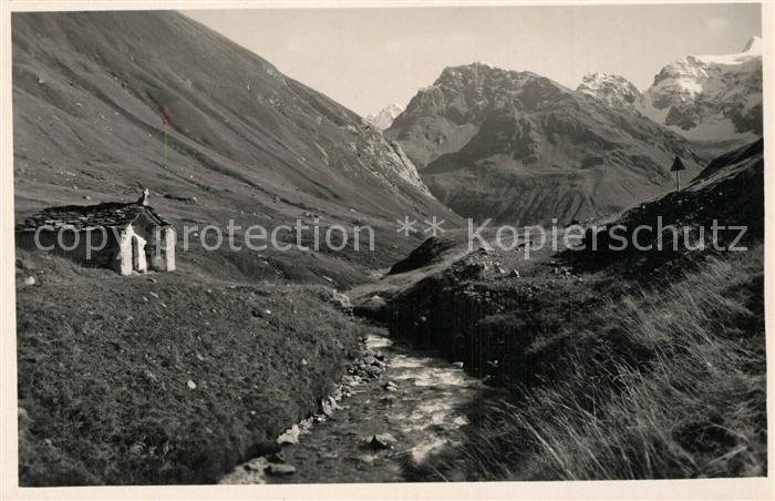 Bonneval-sur-Arc Route de l'Iseran Chapelle Paysage Alpes Francaises