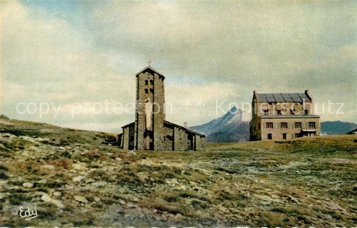 Col de l Iseran Le Sommet du Col Chapelle Hotel