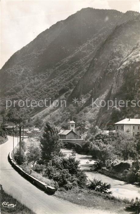 Notre-Dame-de-Briancon Les Ecoles Eglise Défilé et Pont du Diable Alpes