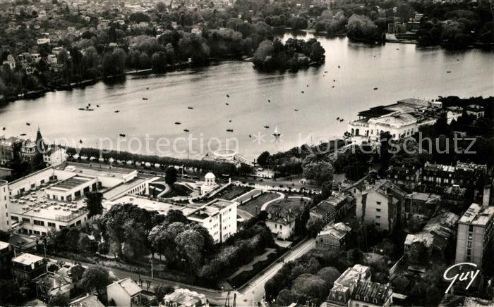 Enghien-les-Bains Etablissement thermal Casino municipal et le Lac Ile des Cygne